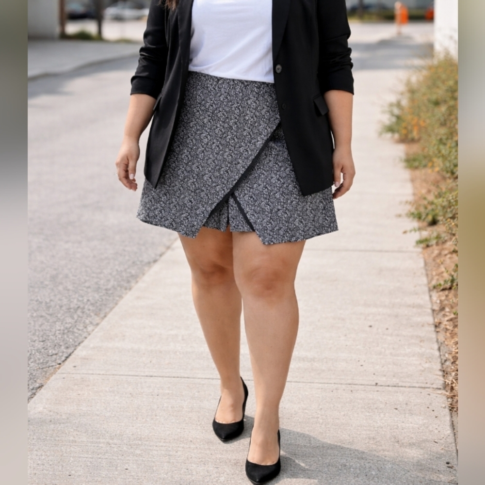 Michel Studio Plus Size Black White Printed Skort | Overlay Skirt Shorts